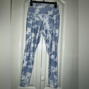 Women's Marbled Cloud Athletic Leggings | Size M